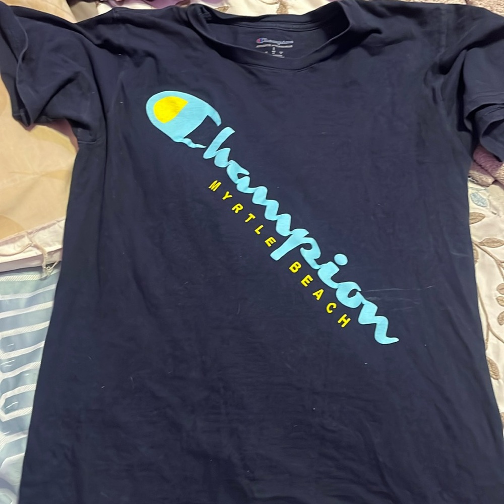 Black champion T-shirt